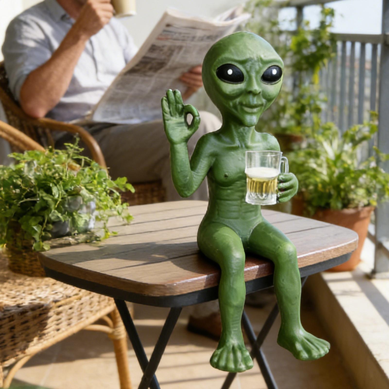 Patung Lucu Figur Alien Minum  - Wine Beer Drink ulasan dan harga